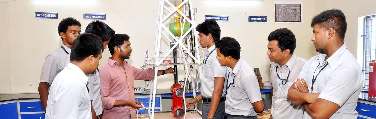 depart-petroleum-engg-banner